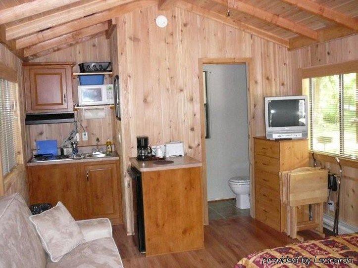 Dean Creek Resort Redway Δωμάτιο φωτογραφία